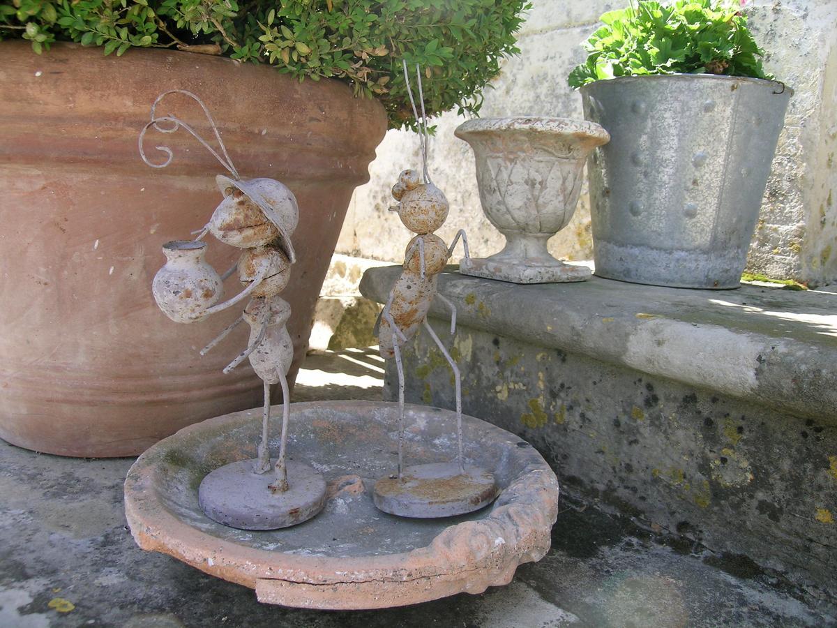 לינה וארוחת בוקר Saint-Saturnin-du-Bois Les 2 Madeleine מראה חיצוני תמונה